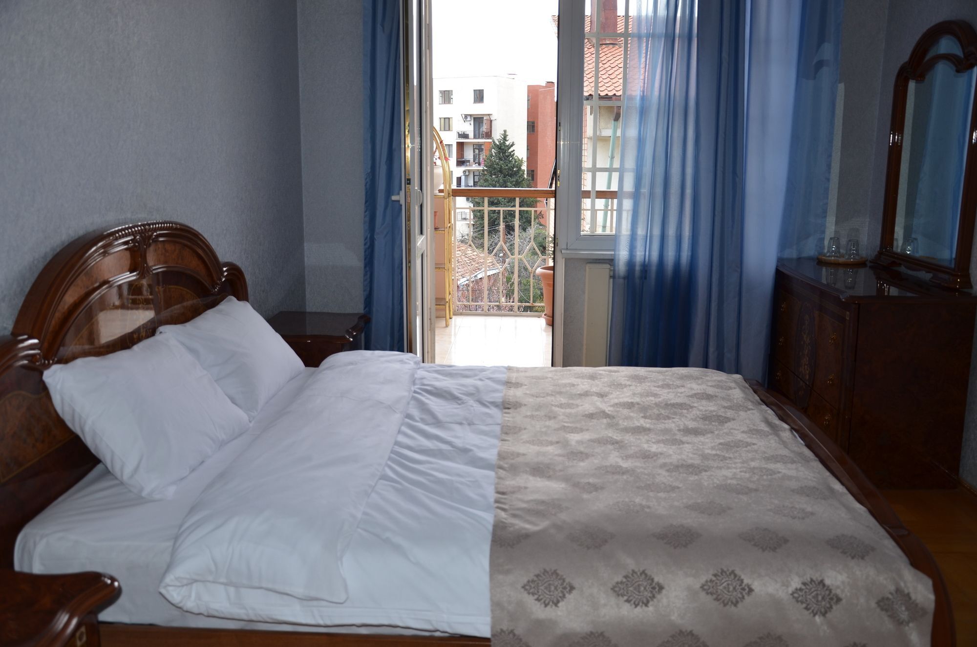 Hotel 125 Tbiliszi Kültér fotó